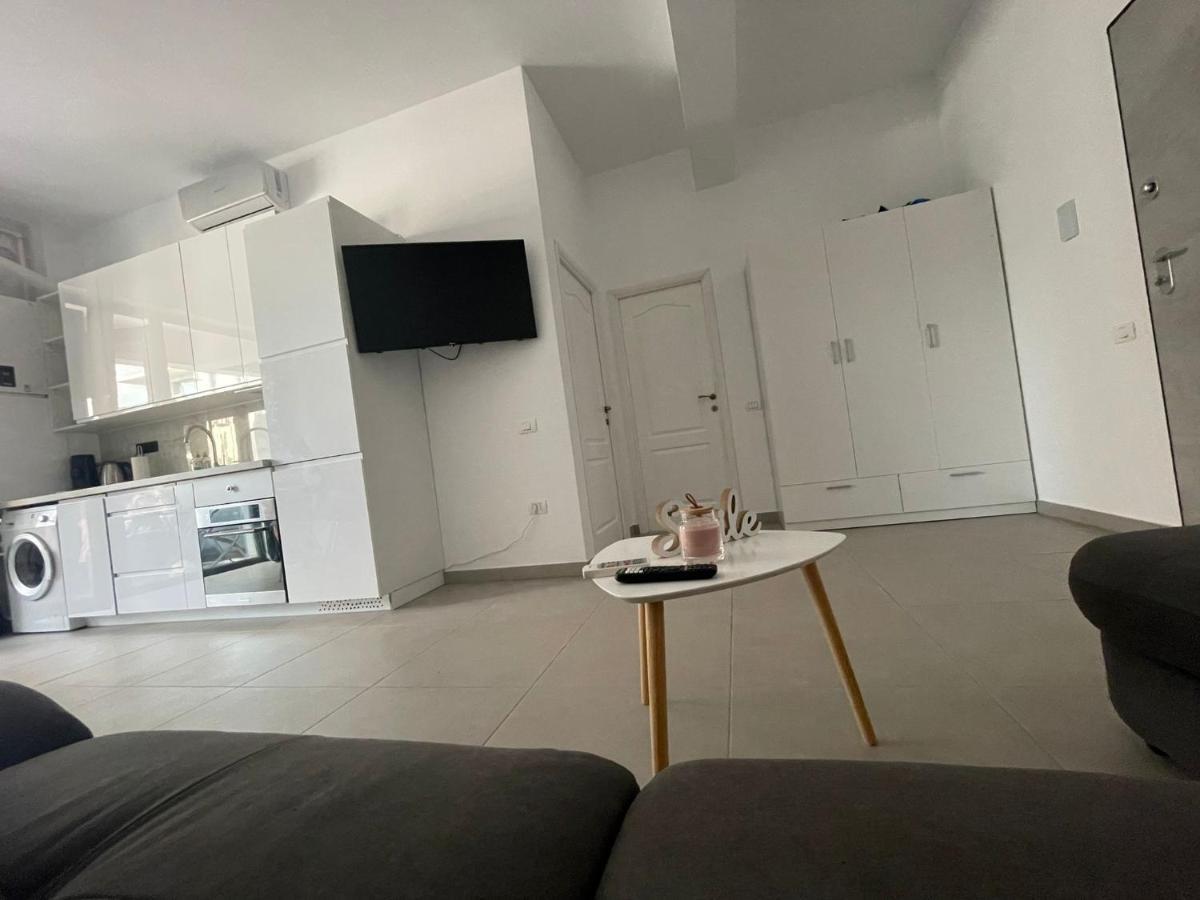 Appartamento La Oti&Miruna Năvodari Esterno foto